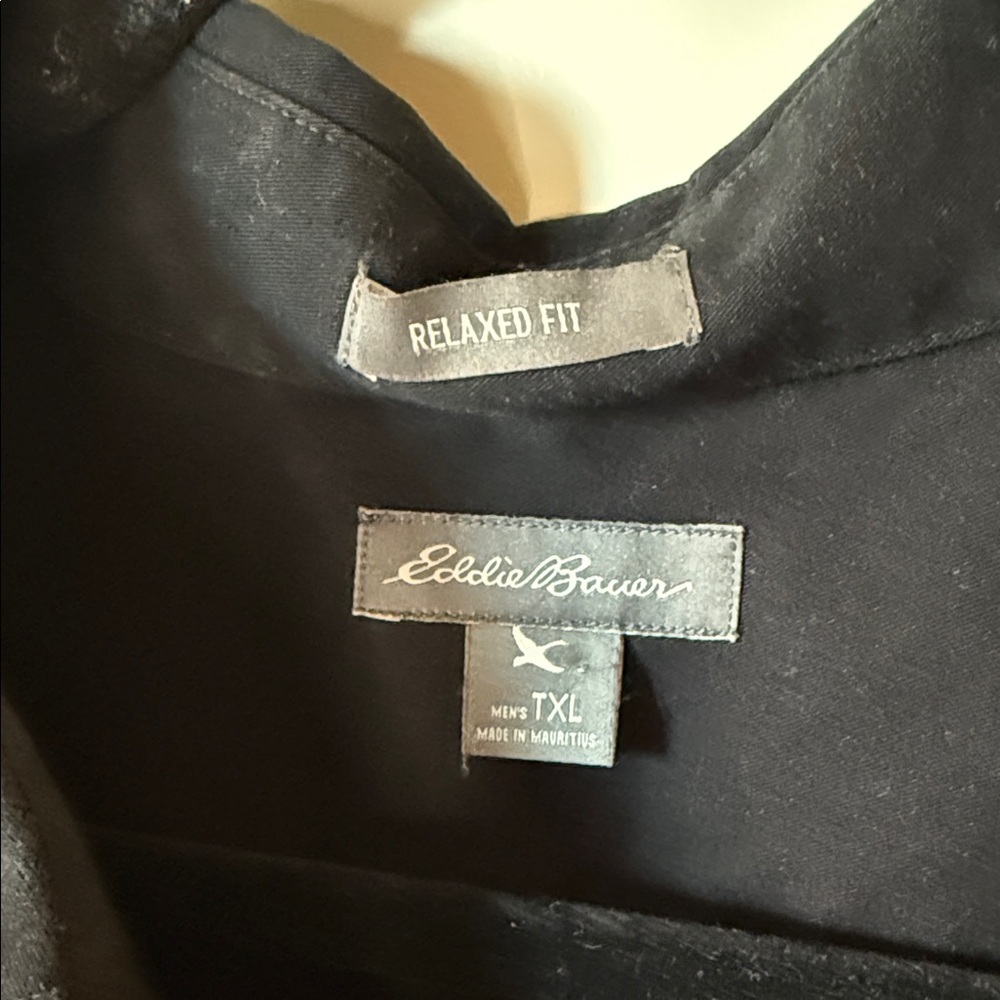 Eddie Bauer Black Relaxed Fit Shirt - Picture 2 of 5